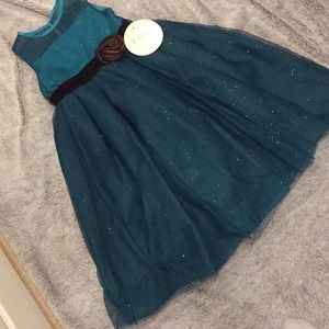 Dorissa- girls sleeveless holiday dress